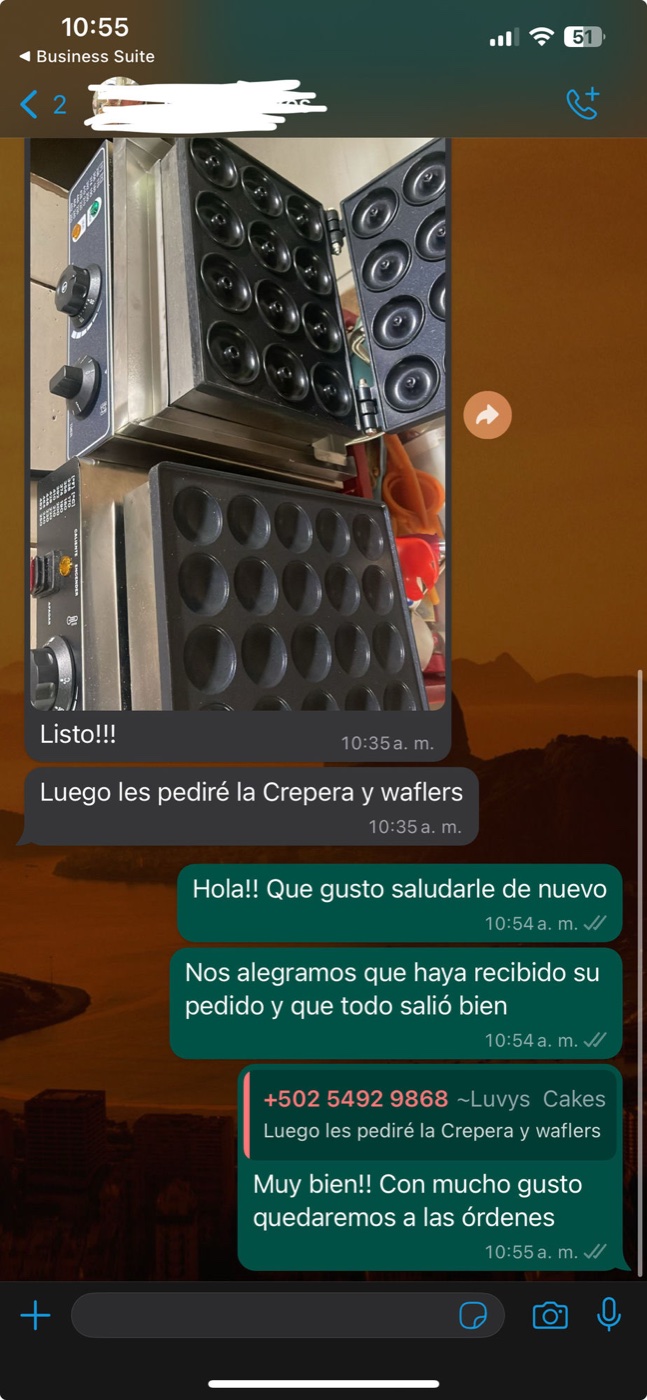 Cliente pide próxima crepera y waflera después de recibir mini panqueques